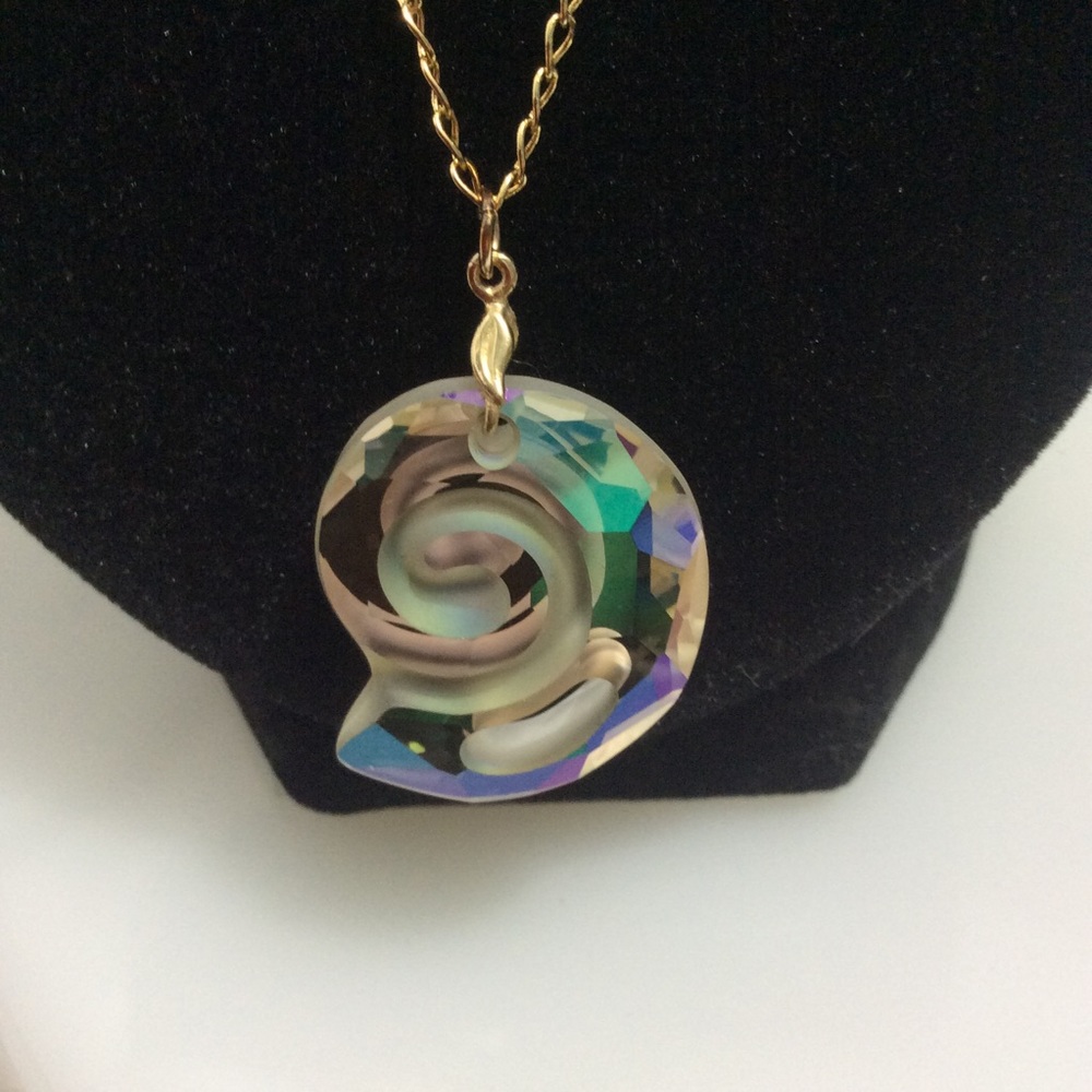 Faceted Swarovski crystal ammonite seashell